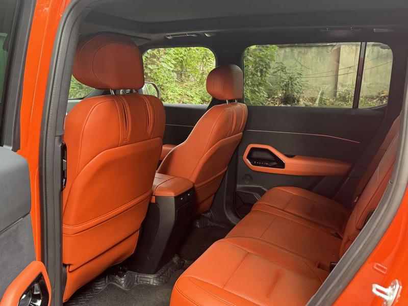 Ford Bronco Hybrid/EV, 2025 — фото 12 из 12
