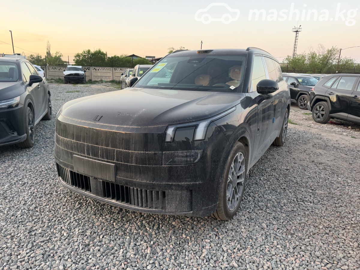 Lynk & Co 900, 2026