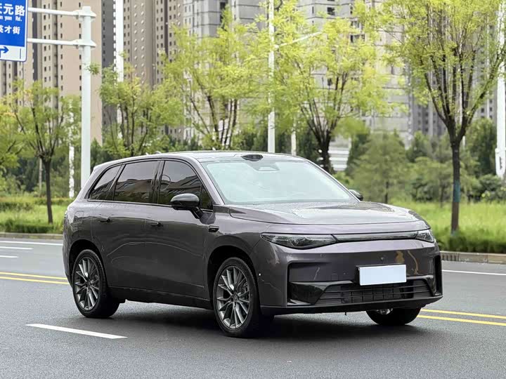 Leapmotor C10, 2025 — фото 3 из 9