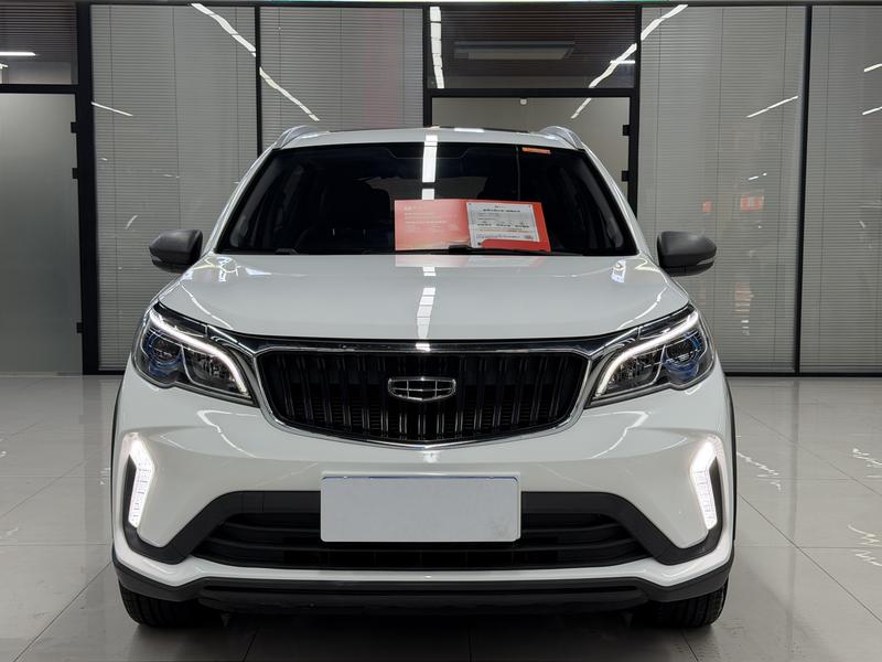 Geely Vision X3, 2021 — фото 2 из 12