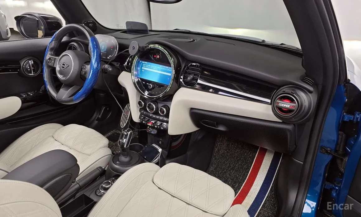 Mini Cooper Convertible, 2022 — фото 7 из 12