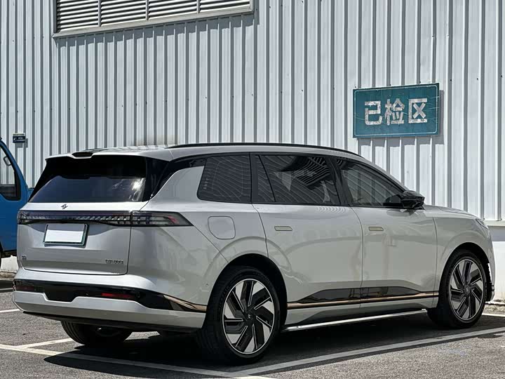 Dongfeng Yipai eπ 008, 2024 — фото 9 из 9