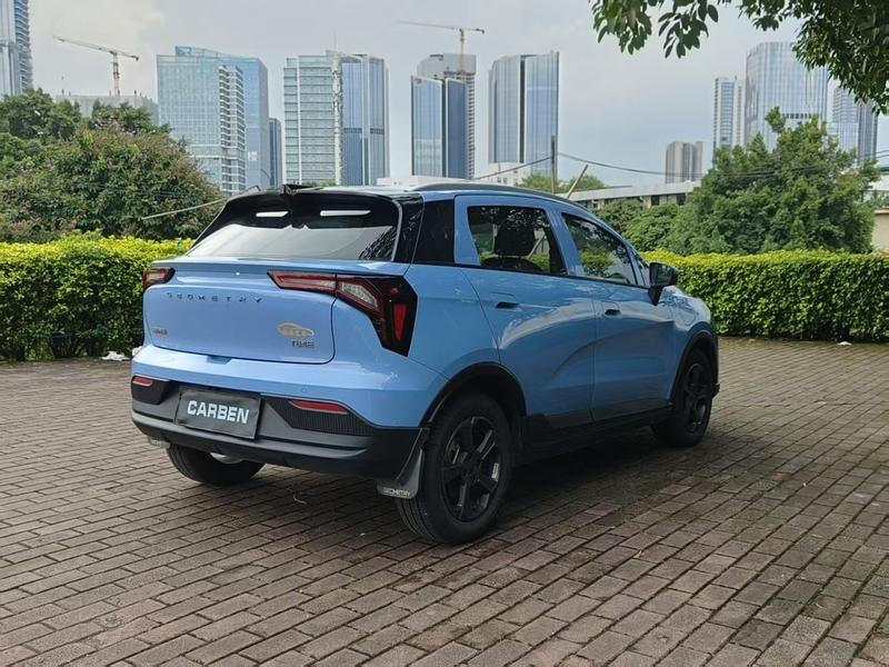 Geely Geometry E Firefly, 2022 — фото 7 из 12
