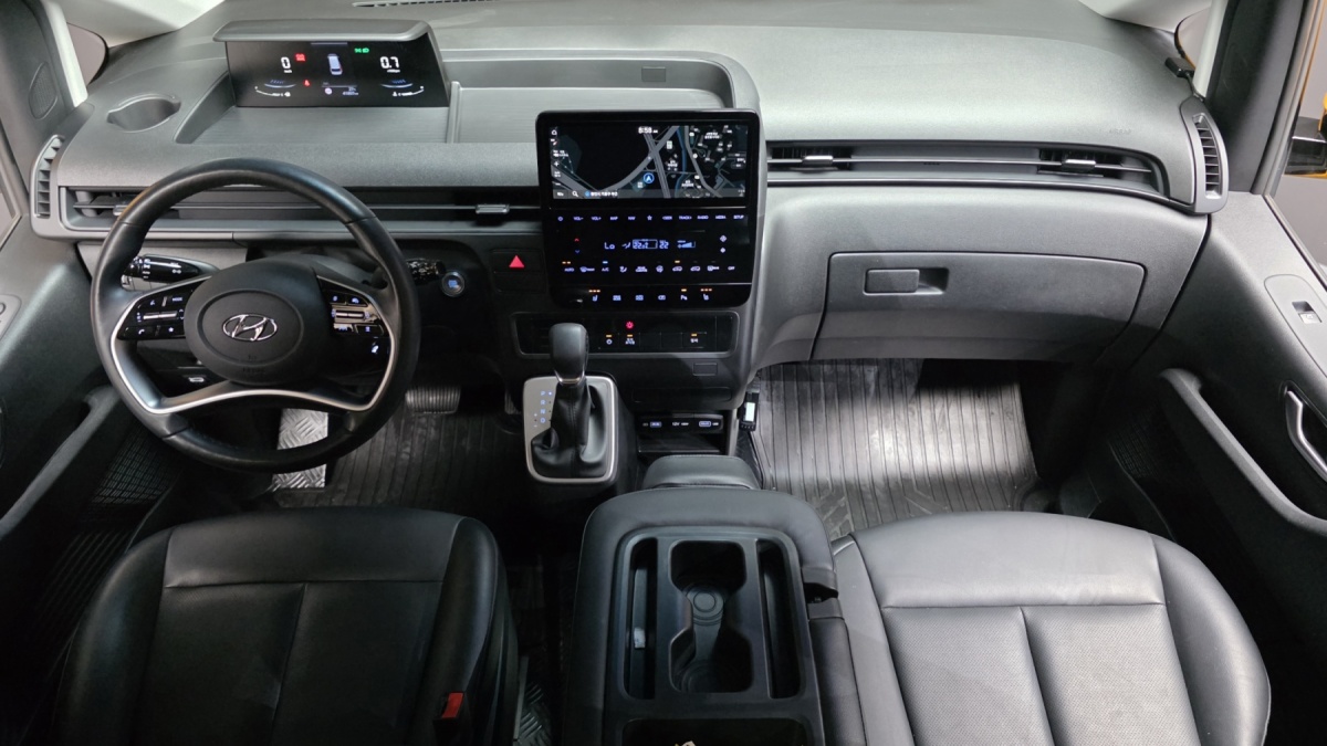 Hyundai Staria, 2023 — фото 6 из 12