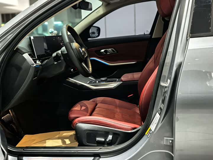 BMW i3, 2023 — фото 7 из 9