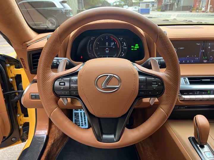Lexus LC, 2022 — фото 9 из 9