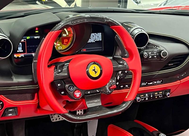 Ferrari F8, 2022 — фото 7 из 9