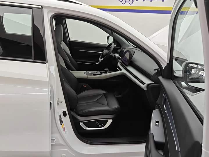 Changan CS75 Plus, 2025 — фото 8 из 9