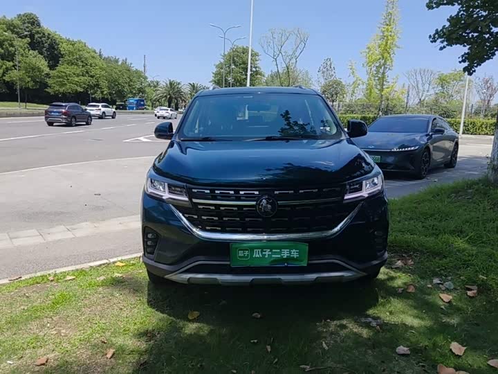 Dongfeng Forthing T5, 2022 — фото 3 из 9