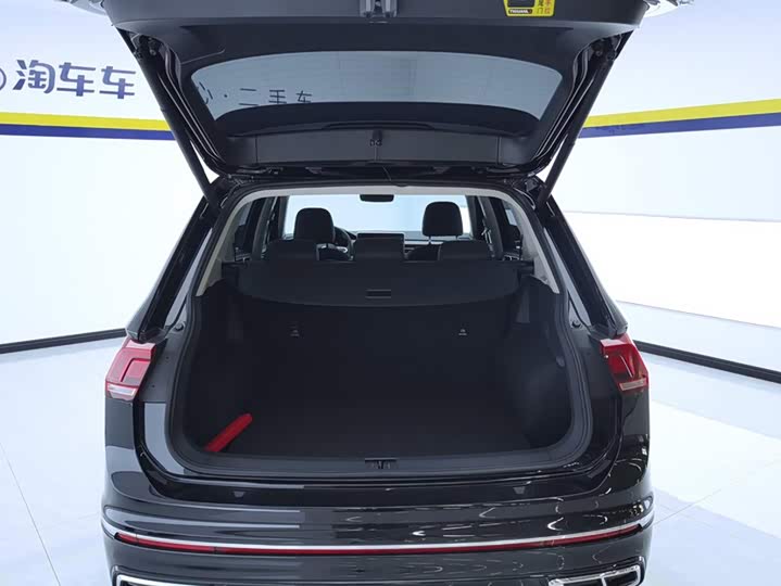 Volkswagen Tiguan L Pro, 2024 — фото 4 из 9