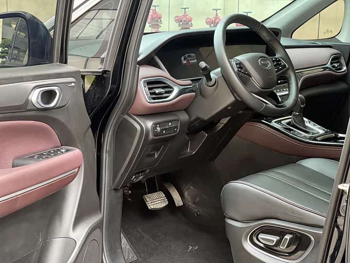 GAC Trumpchi M6, 2024 — фото 6 из 9