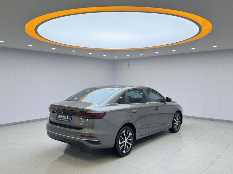 Geely Emgrand, 2022 — фото 6 из 12