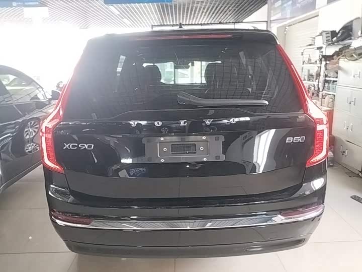 Volvo XC90, 2024 — фото 6 из 9
