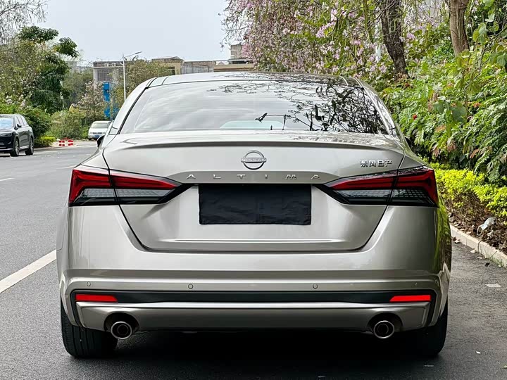Nissan Teana, 2023 — фото 5 из 9