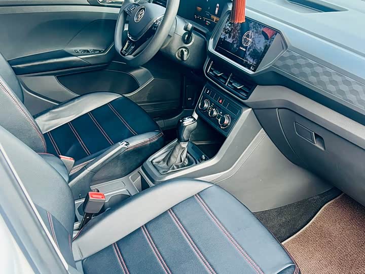 Volkswagen T-Cross, 2021 — фото 9 из 9
