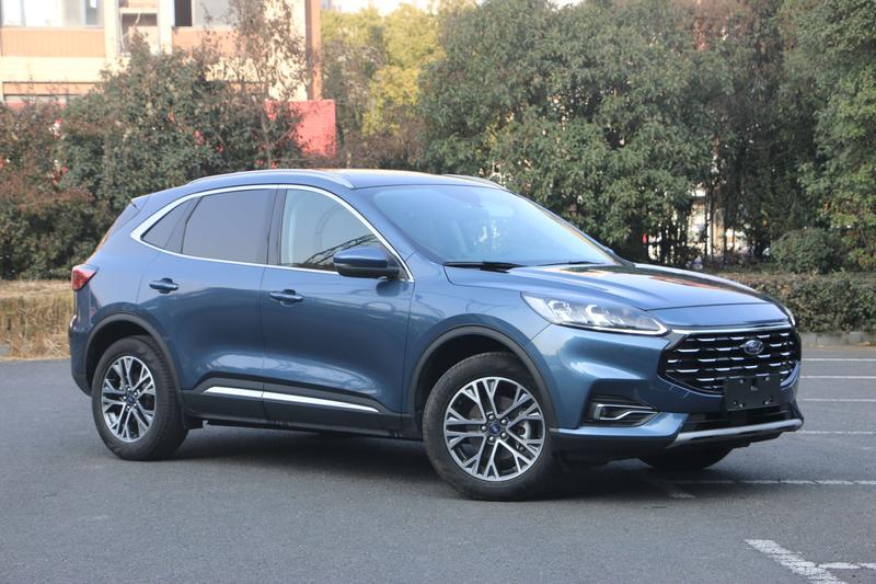 Ford Escape, 2023 — фото 3 из 12