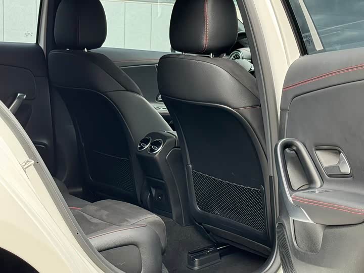 Mercedes-Benz A-Class, 2024 — фото 6 из 9