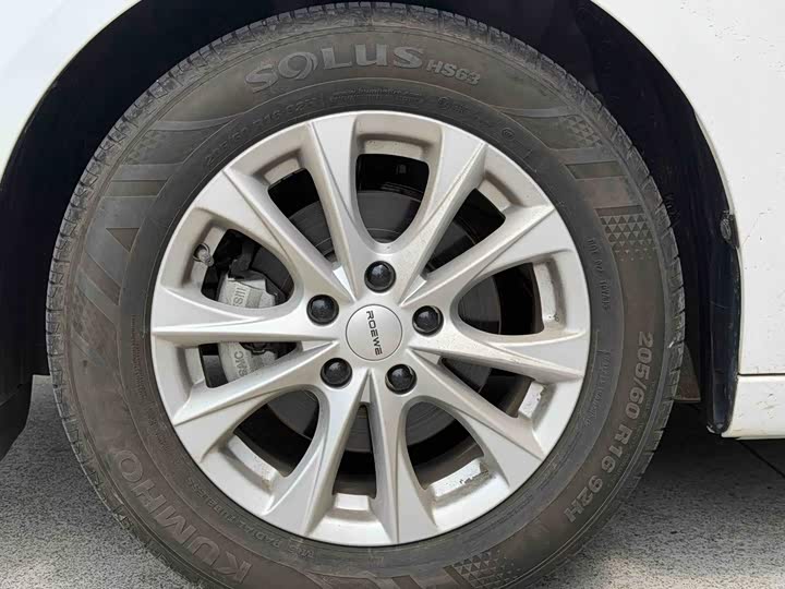 Roewe i5, 2024 — фото 5 из 9
