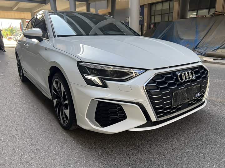 Audi A3, 2023 — фото 6 из 9