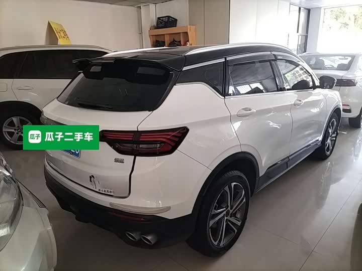 Geely Coolray, 2022 — фото 7 из 9