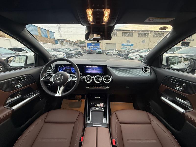 Mercedes-Benz EQA, 2025 — фото 9 из 12