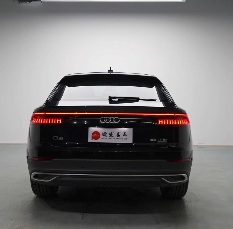 Audi Q8, 2022 — фото 3 из 12