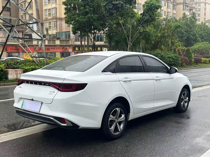 Geely Emgrand L Hi·P Hybrid, 2023 — фото 4 из 9