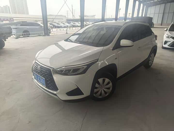 Toyota Yaris L Hatchback, 2022 — купить в Казани под ключ