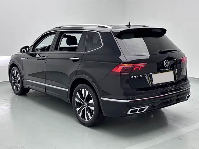 Volkswagen Tiguan L Pro, 2023 — фото 4 из 9