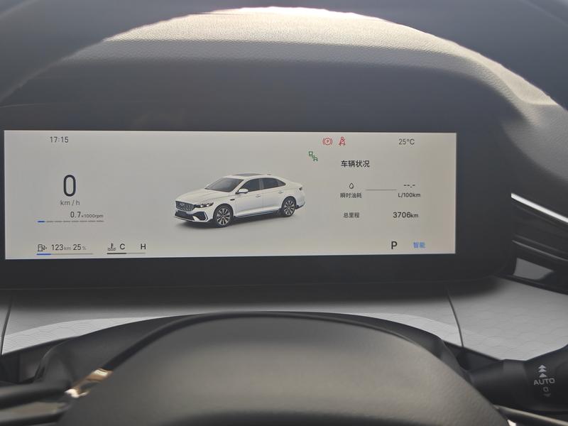 Geely Preface, 2025 — фото 11 из 12