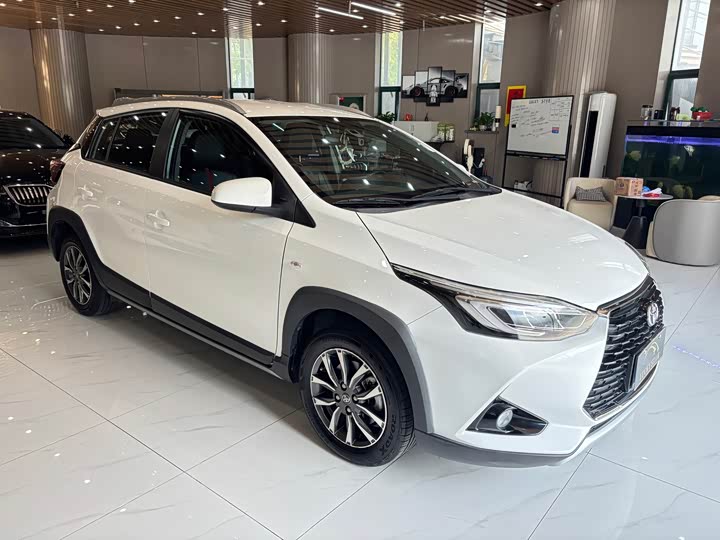 Toyota Yaris L Hatchback, 2022 — фото 7 из 9