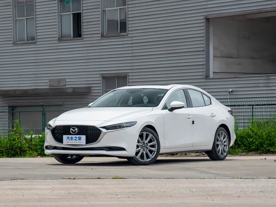 Mazda 3 (Axela), 2026 — купить в Москве под ключ