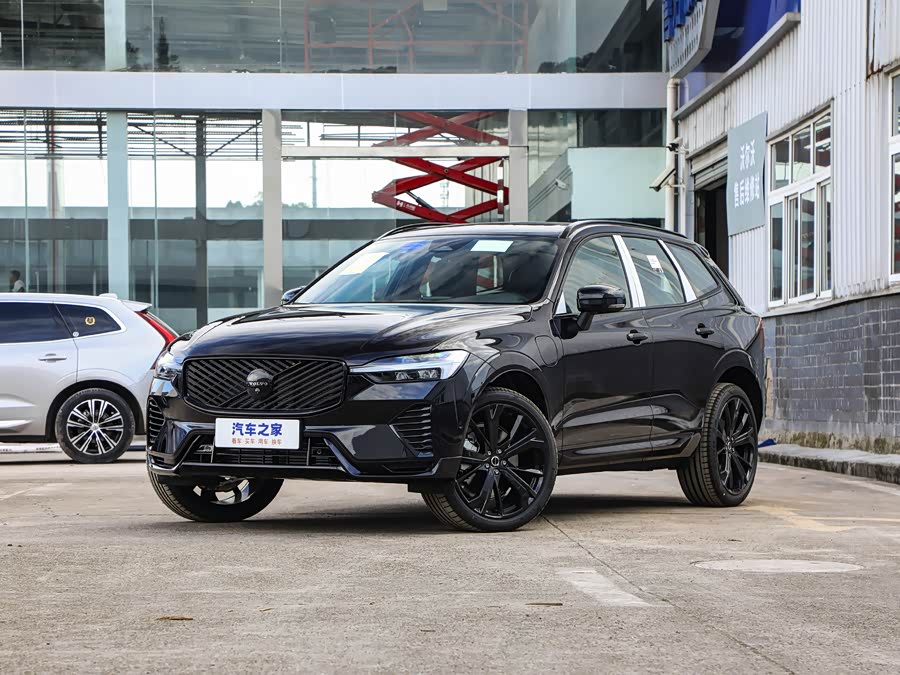 Volvo XC60 Hybrid, 2026 — купить в Курске под ключ