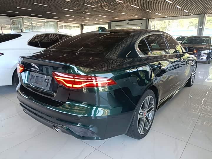 Jaguar XE L, 2023 — фото 7 из 9