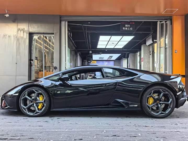 Lamborghini Huracán, 2023 — фото 3 из 9
