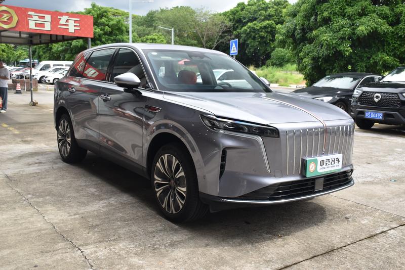 Hongqi HS6 Hybrid, 2025 — фото 3 из 12