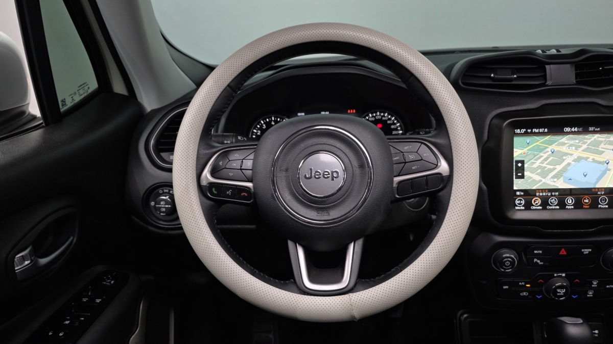 Jeep Renegade, 2022 — фото 12 из 12