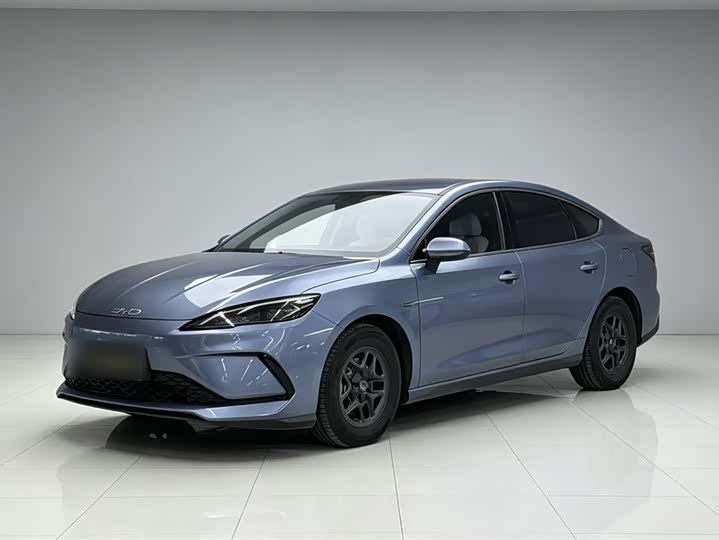 BYD Seal 05 DM-i Hybrid, 2025 — фото 2 из 9
