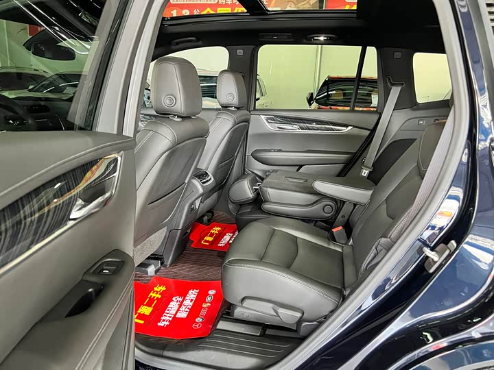 Cadillac XT6, 2022 — фото 8 из 9