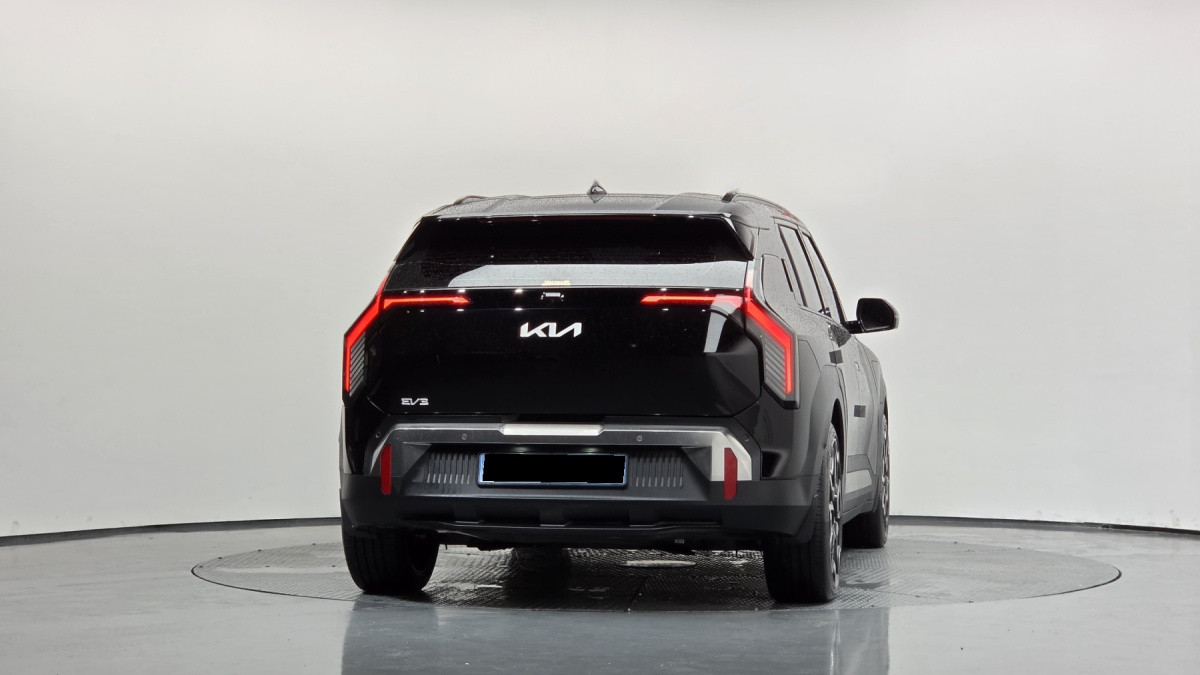 Kia EV3, 2024 — фото 4 из 12