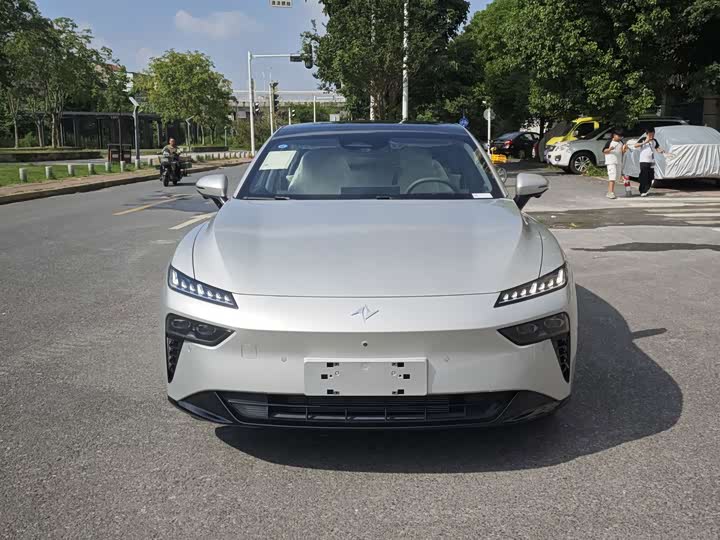 Dongfeng Yipai eπ 007, 2026 — фото 2 из 9
