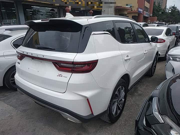 Geely Vision X6, 2021 — фото 7 из 9