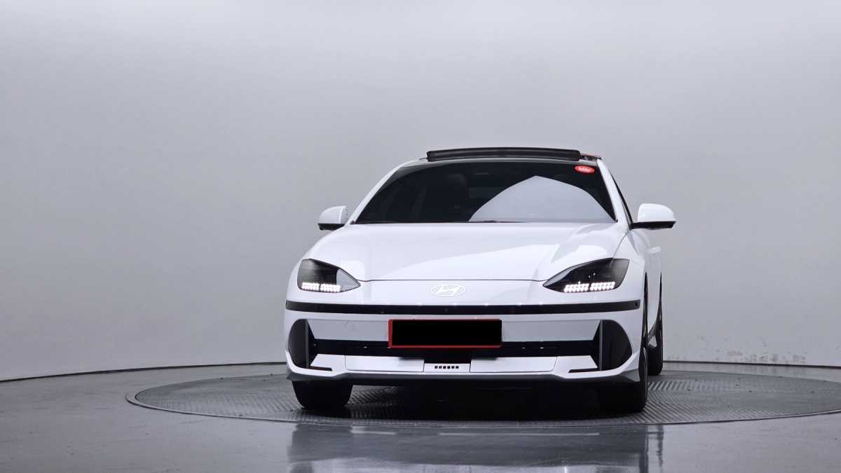 Hyundai Ioniq 6, 2022 — фото 3 из 12