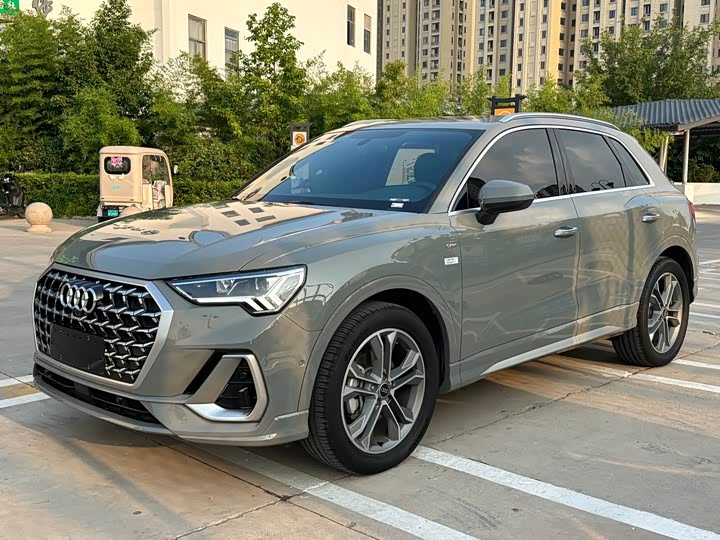 Audi Q3, 2023 — купить в Санкт-Петербурге под ключ