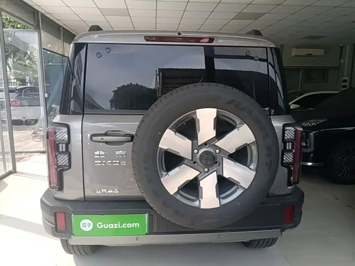 BAIC Beijing BJ40 Hybrid, 2025 — фото 6 из 9