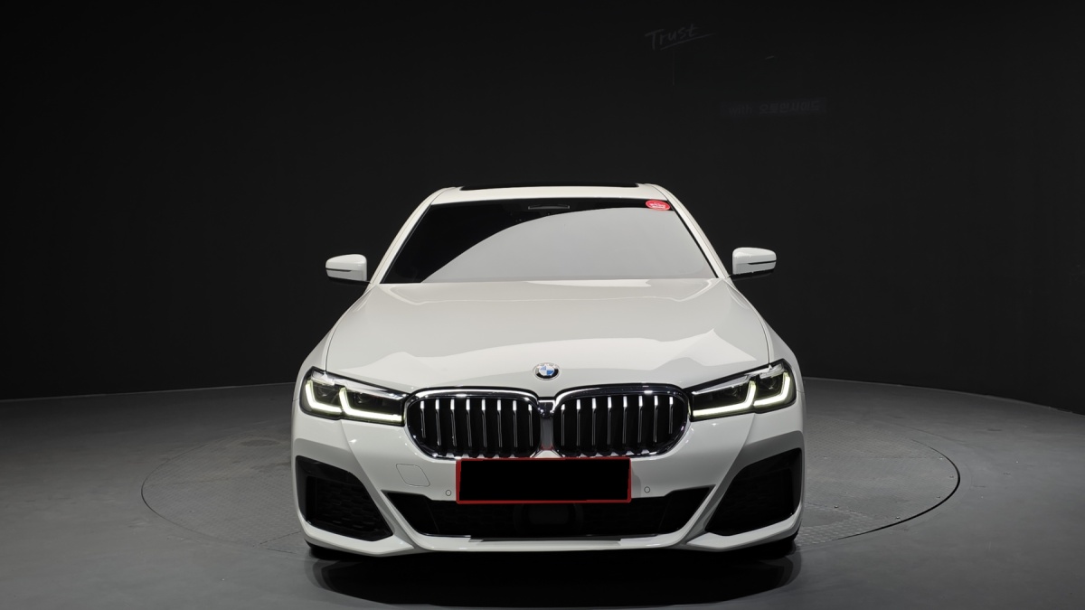 BMW 5 Series, 2021 — фото 3 из 12