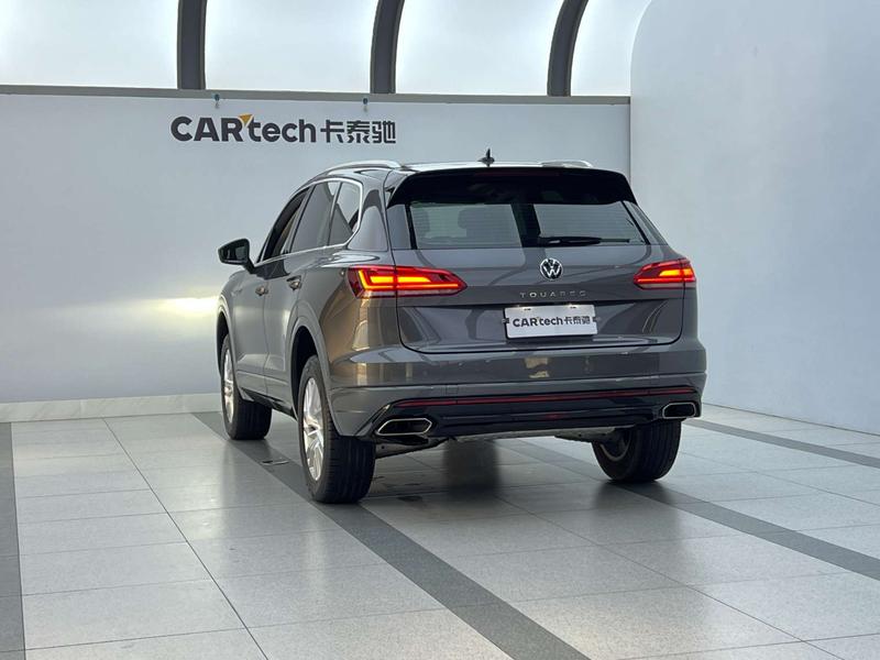 Volkswagen Touareg, 2023 — фото 3 из 8