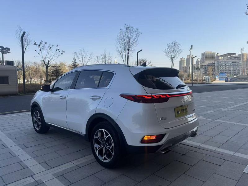 Kia KX5, 2023 — фото 4 из 10
