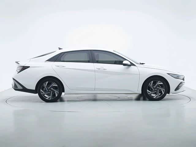 Hyundai Elantra N line, 2024 — фото 2 из 9