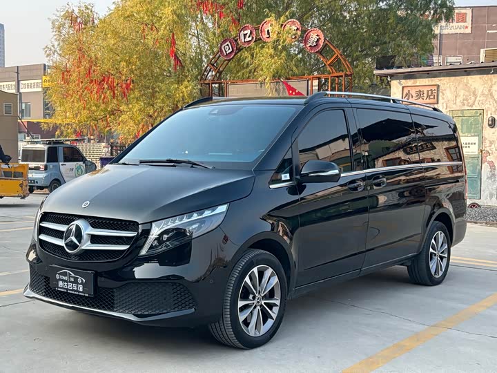 Mercedes-Benz V-Class, 2022 — купить в Москве под ключ